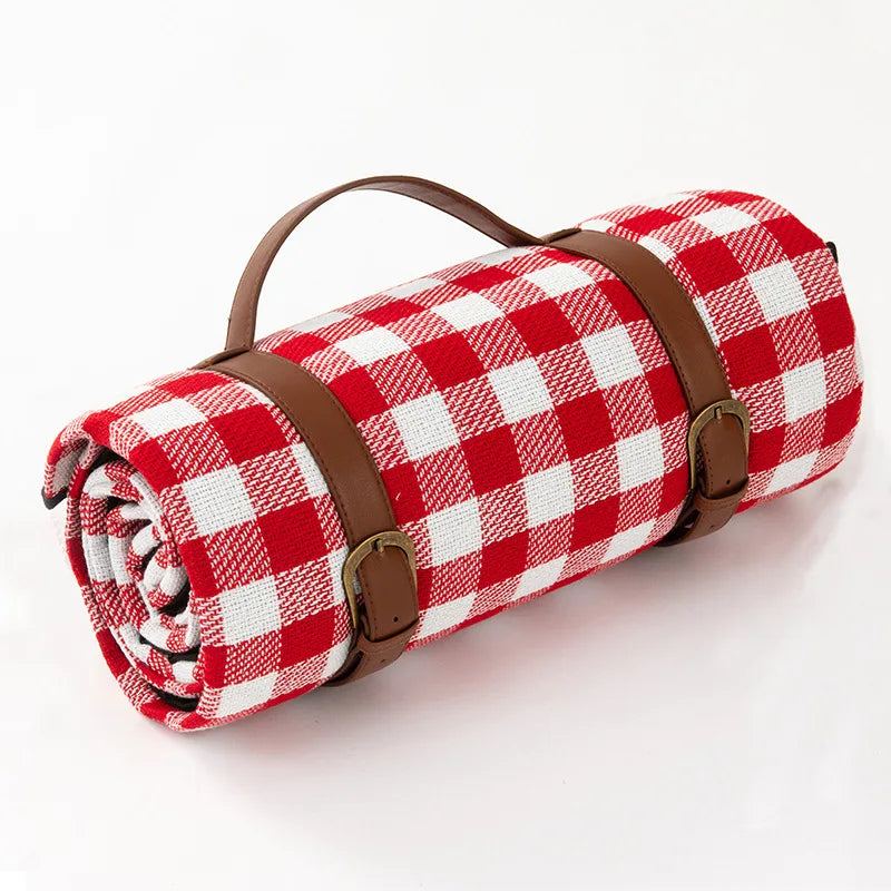 NovaPlaid | Waterproof Foldable Picnic Blanket with Strap | Skanto