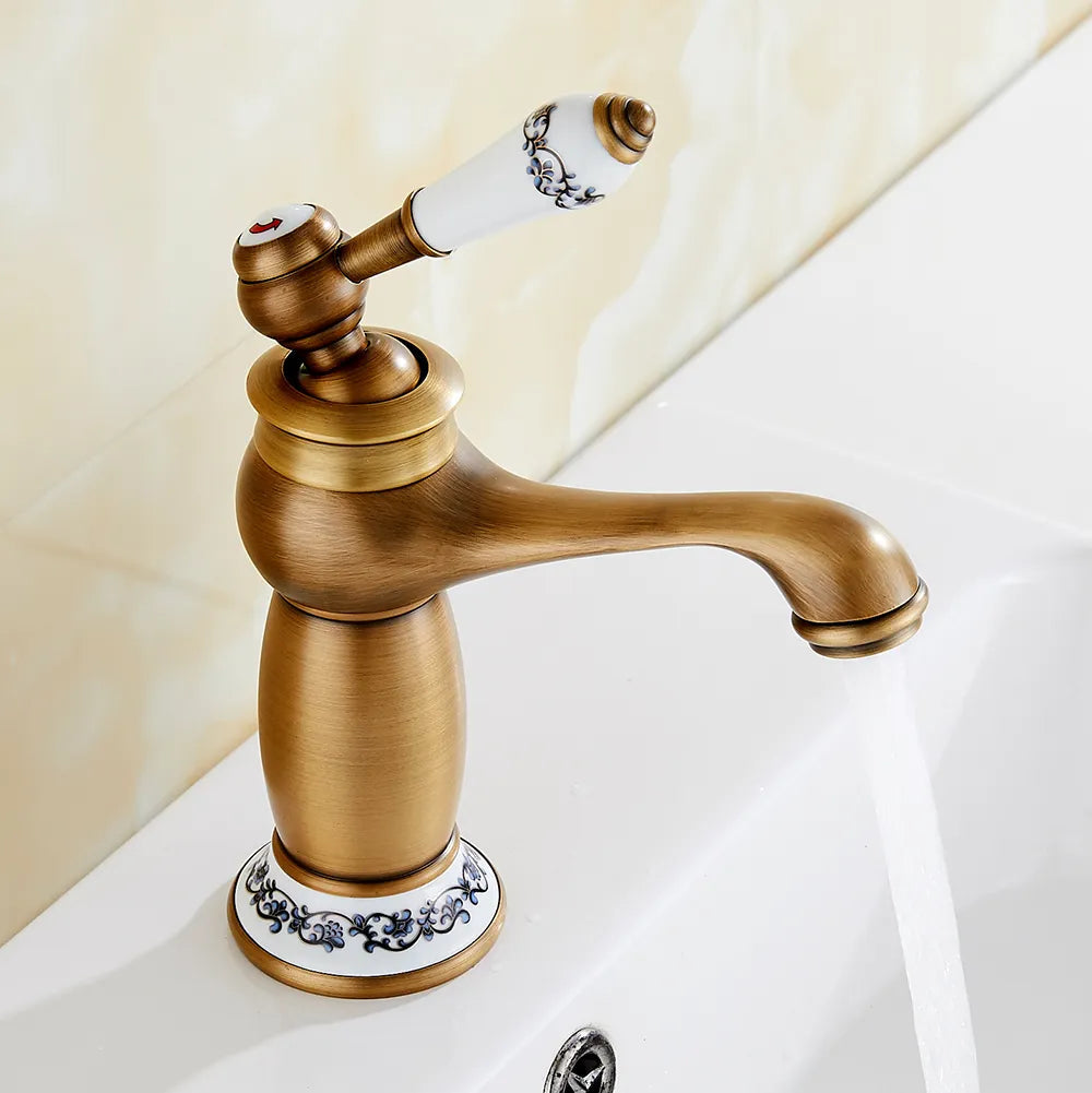 HeritageFlow – Vintage Bronze Faucet with Porcelain Handle Skanto