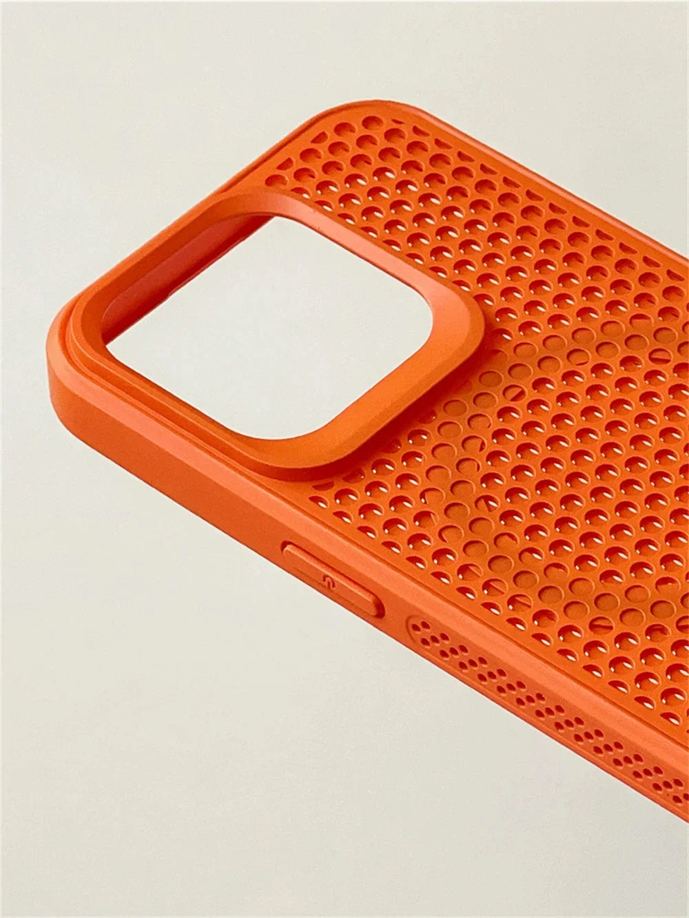 Skanto | Matte Heat Dissipation Magsafe iPhone Case