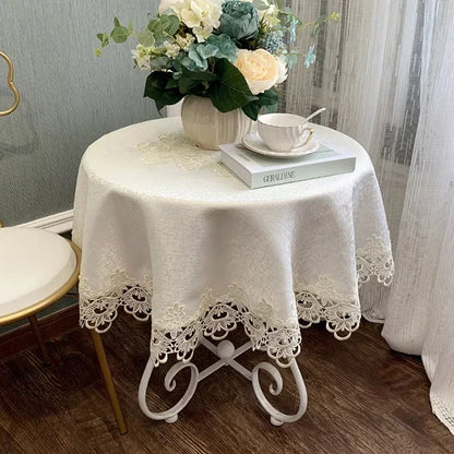 Skanto | Victorian Lace Dream Tablecloth