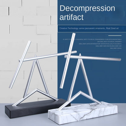 Infinite Loop Magnetic Pendulum Desktop Decor | Bowlift
