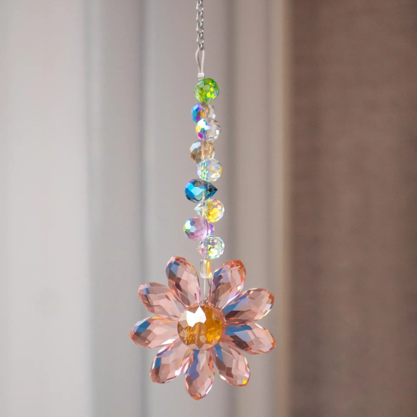 BowLift | Crystal Suncatcher LumiMargarita | K9 Daisy Rainbow Catcher | Window & Garden Decor | 32 cm | Gift Idea for Home