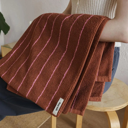 Retro Striped Pure Cotton Towels – Soft & Absorbent | Bowlift