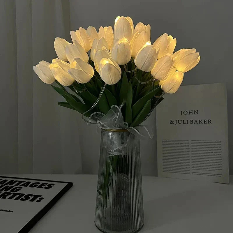 Brehn | TulipGlow - Portable LED Tulip Night Lamp