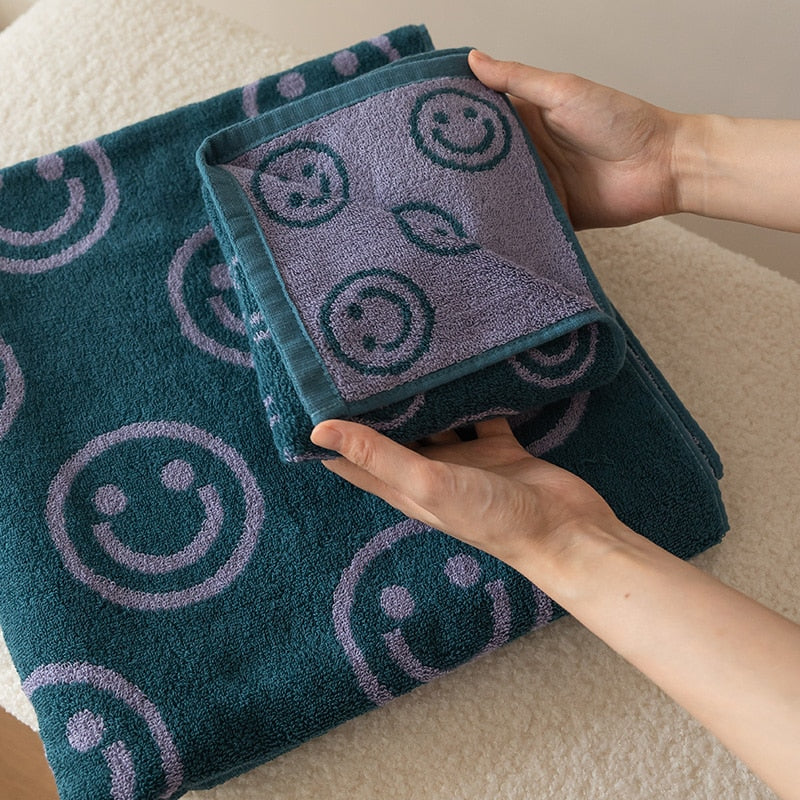 Double-sided Smiley Towel | Brehn