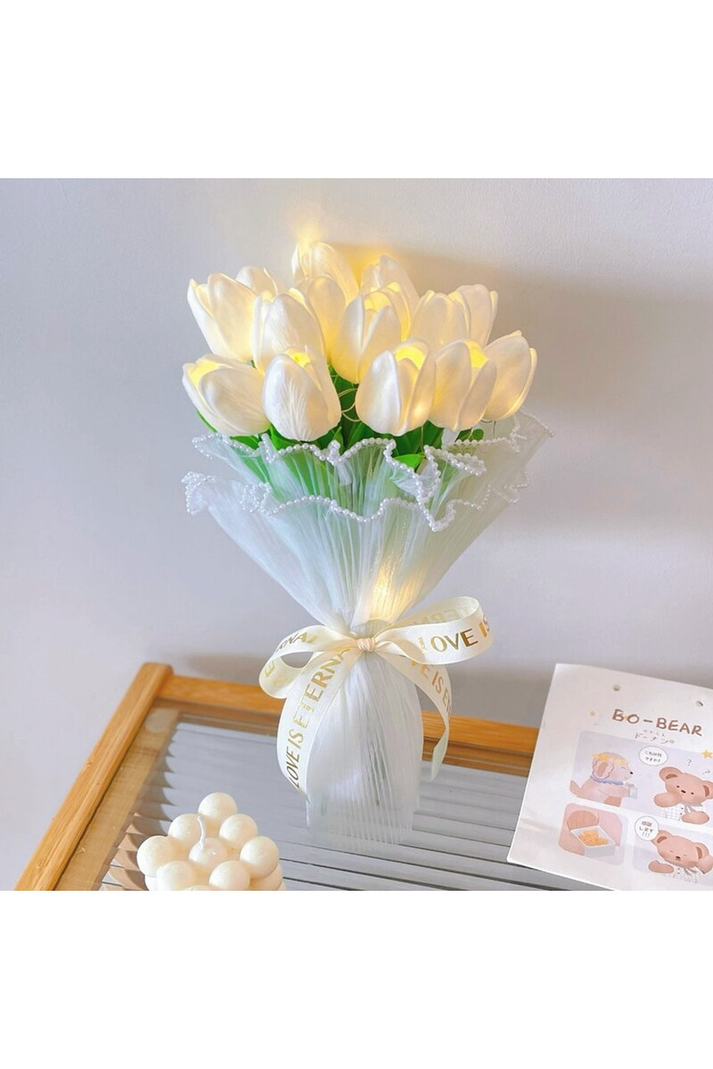Tulip flower light bouquet | Bowlift