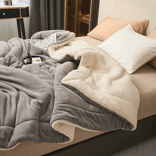 BowLift | Soft Flannel Fleece Blanket for Warmth & Style