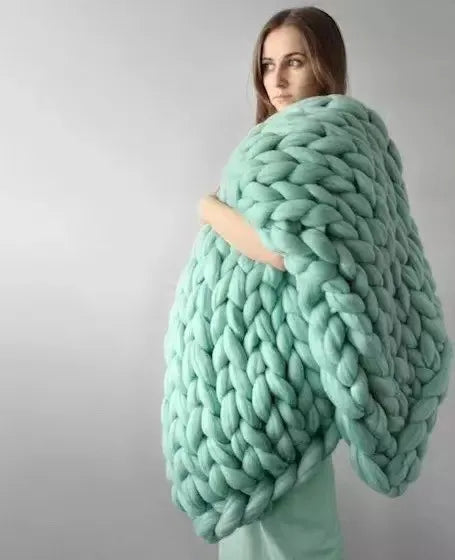 Chunky Knit Blanket – Cozy Wool Blanket for every room – Soft and warm – Perfect for sofa and bed