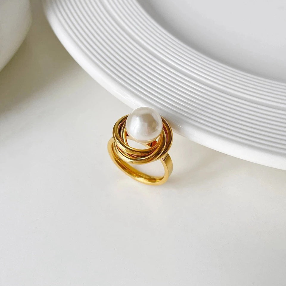 BowLift | 18k Classy Statement Dual Disc Pearl Ring