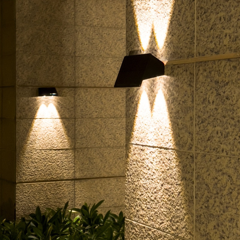 Skanto | SensorGlow - Motion-Activated Solar Wall Light