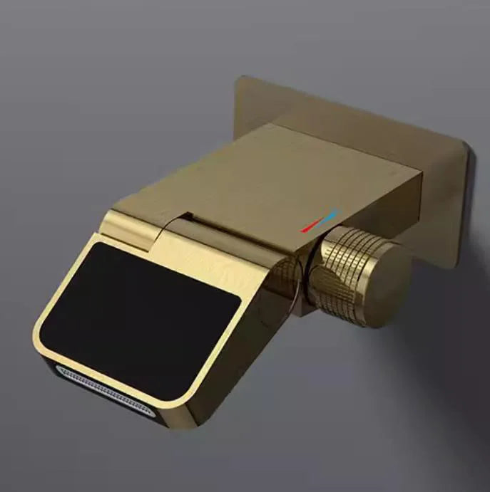 BowLift | Modern Adjustable Flow Touchless LED Temperature Faucet