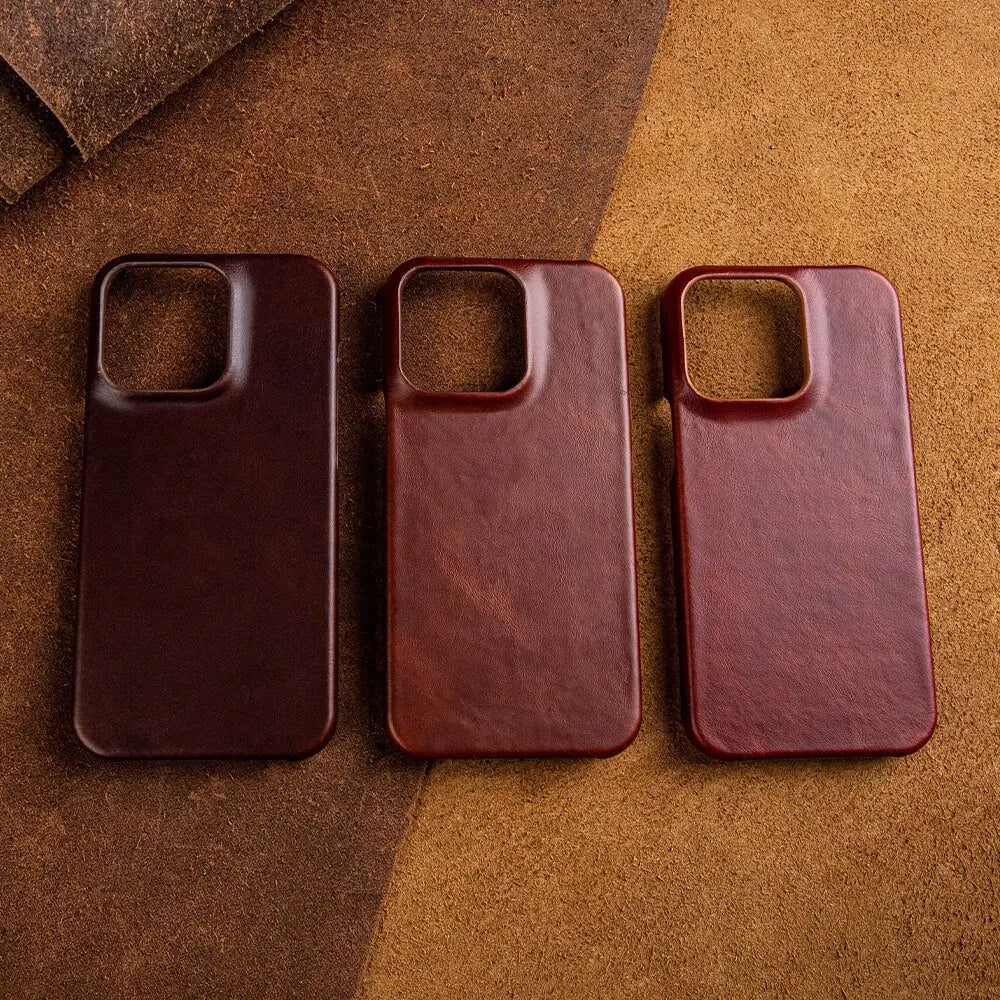 Skanto | RoyalLeather: Luxurious, handcrafted case made of genuine cowhide leather for iPhone