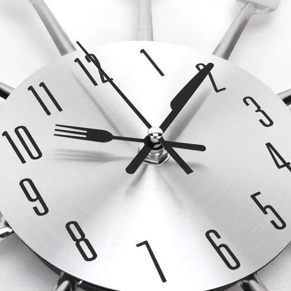 BowLift | Kitchen wall clock that draws attention