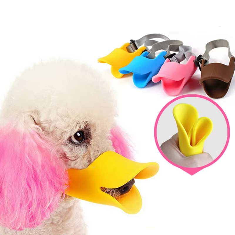 Skanto | Adjustable Silicone Duck Muzzle for Small and Large Dogs