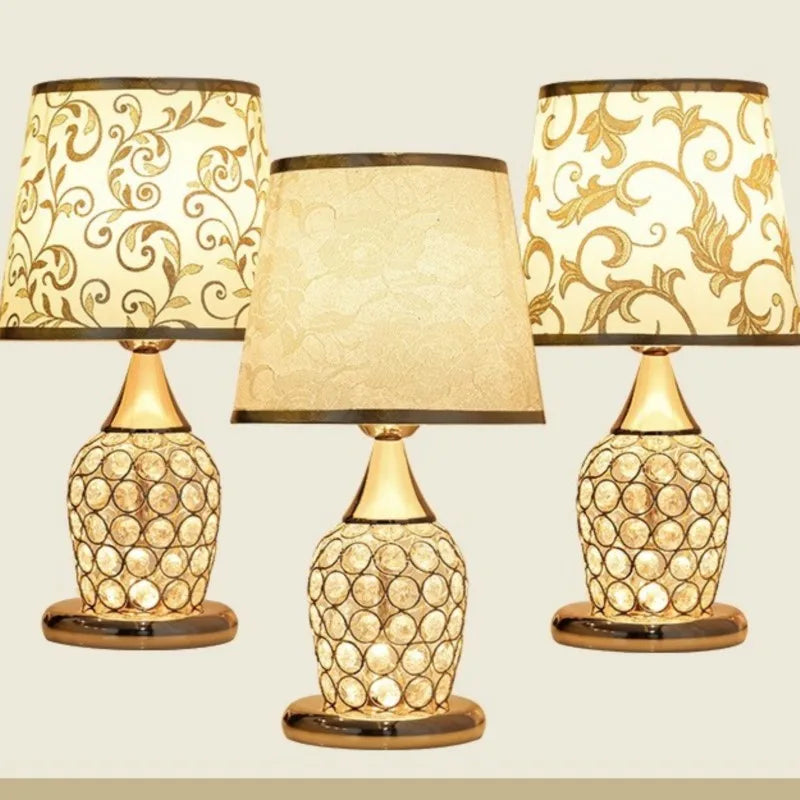 Skanto | Stylish Lamp with Delicate Crystal Shine