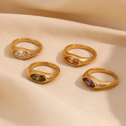 BowLift | 18k Oval Diamond Cut Ring
