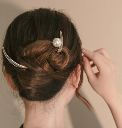 BowLift | Vintage Crescent Moon Hair Sticks