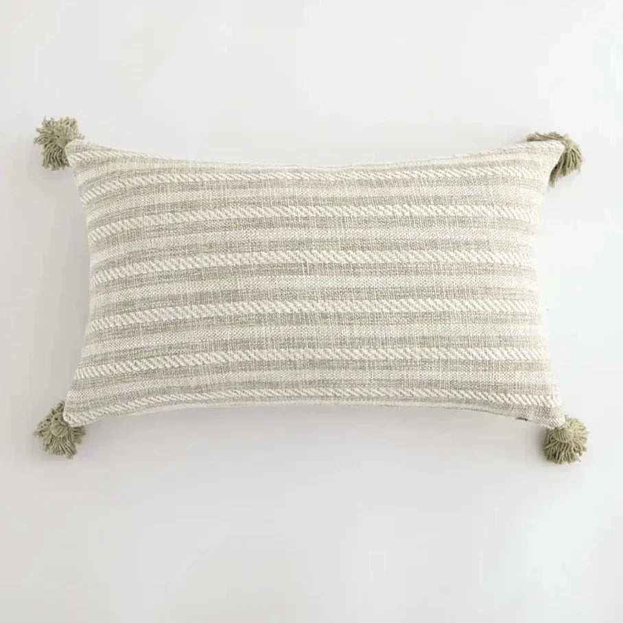 Skanto | Checkered Pillow Cover with Fringes – Decorative Linen Pillowcase for the Living Room