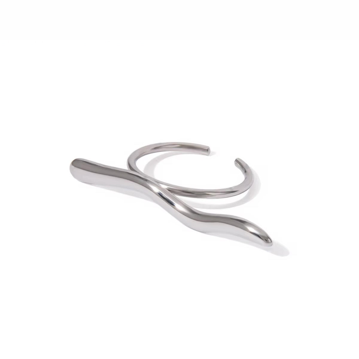 BowLift | Distinct Bar Ripple Ring