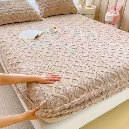 BowLift | Velvet Mattress Cover – Soft Protective Bedding