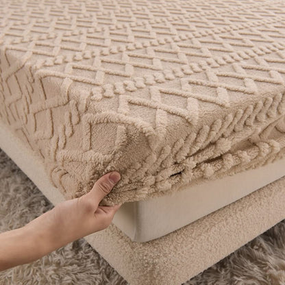 BowLift | Velvet Mattress Cover – Soft Protective Bedding
