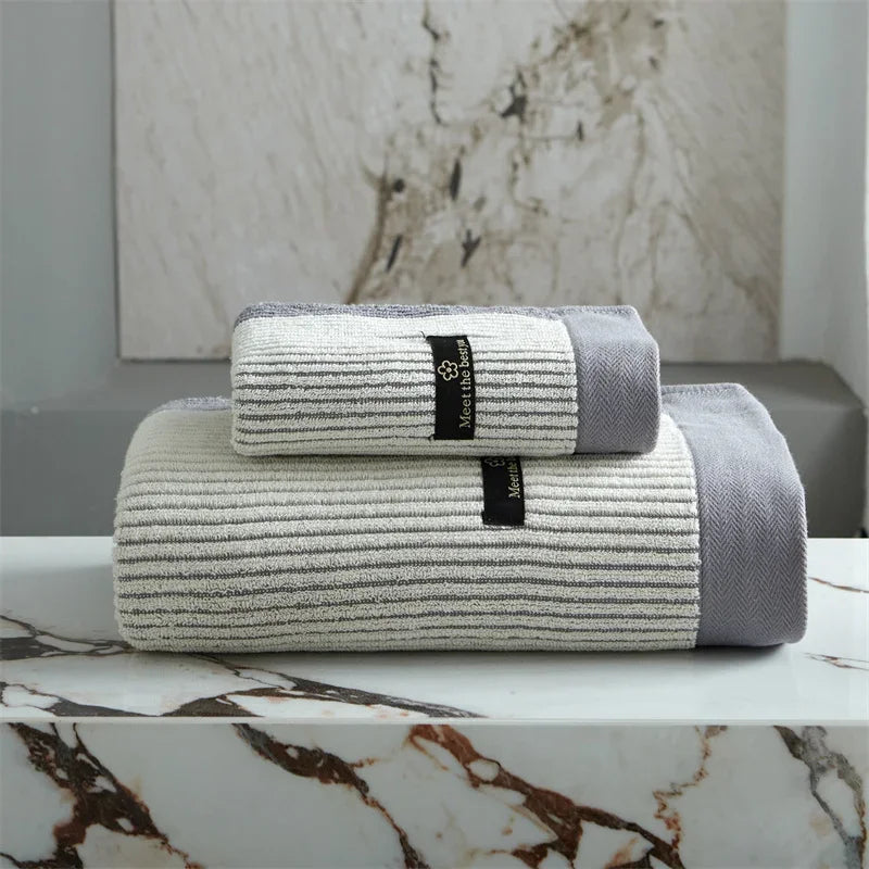 Skanto | Luxurious, super-soft, and absorbent face/bath cloth made from 100% organic cotton