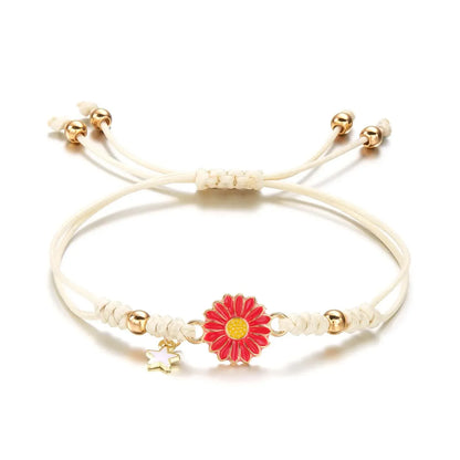 Skanto | Braided Feminine Flower Star Bracelet