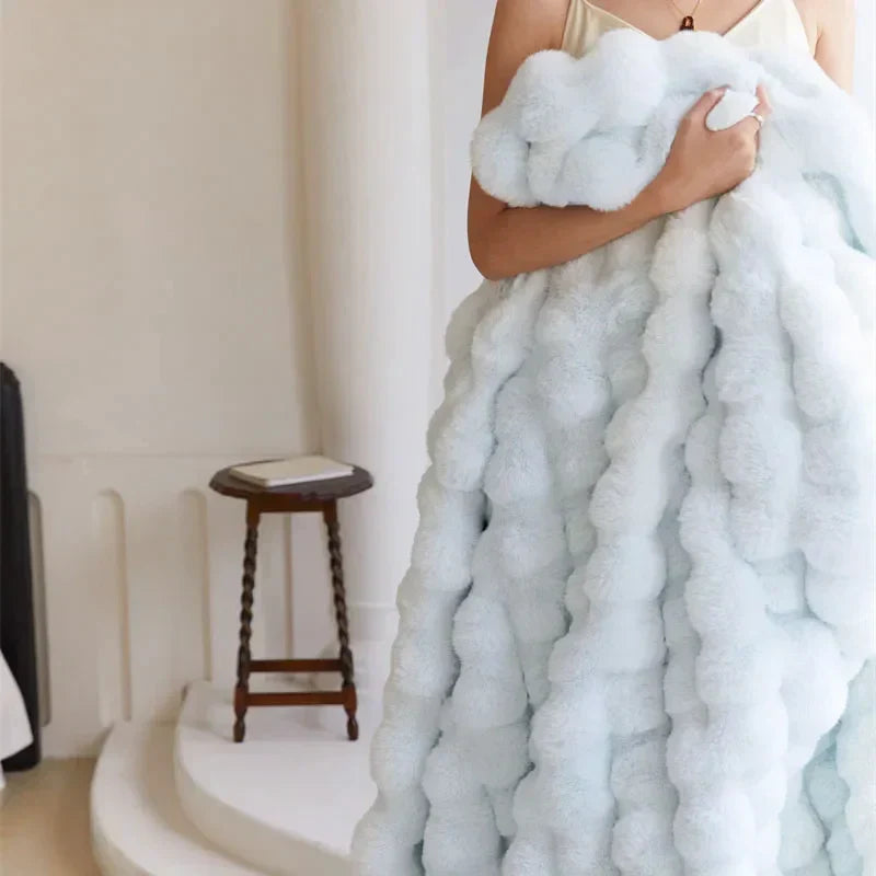 Skanto | CozyChic - Luxury Throw for Warm Moments