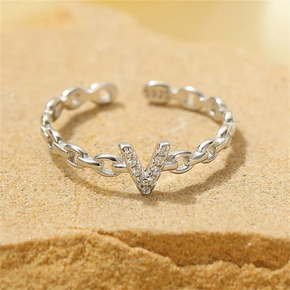 BowLift | Dainty Diamond Letter Initial Ring