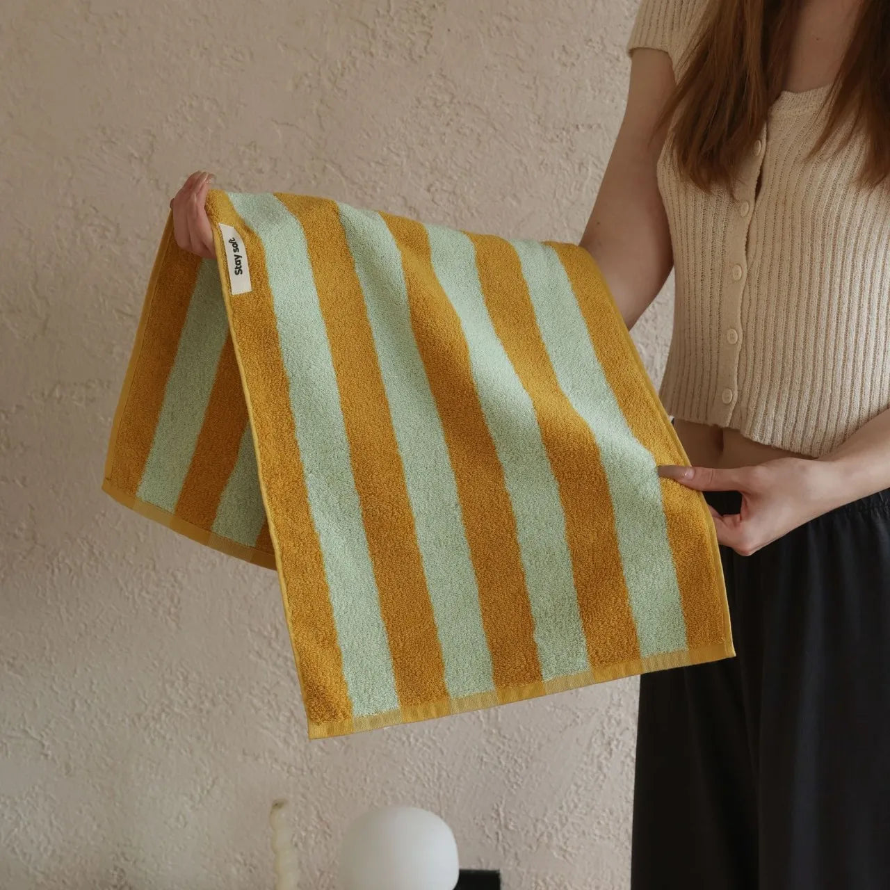 Retro Striped Pure Cotton Towels – Soft & Absorbent | Bowlift