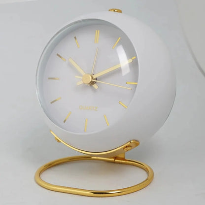 Minimalist Scandinavian Desk Clock with Silent Quartz Movement | Skanto