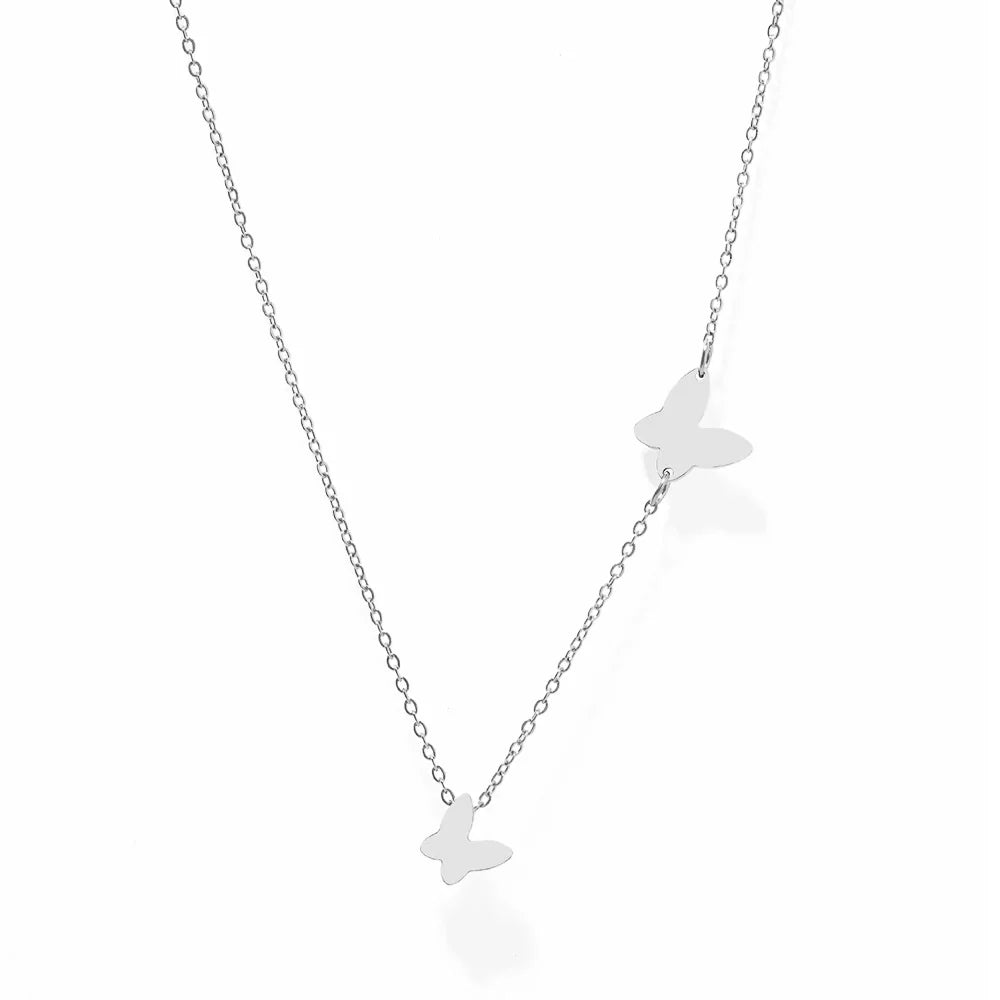 Skanto | Dainty Fluttering Butterfly Necklace
