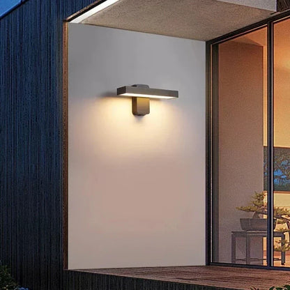 Skanto | Skanto VarioLux LED Outdoor Wall Light | Motion Sensor & IP65 | Rotatable | 30-50 cm