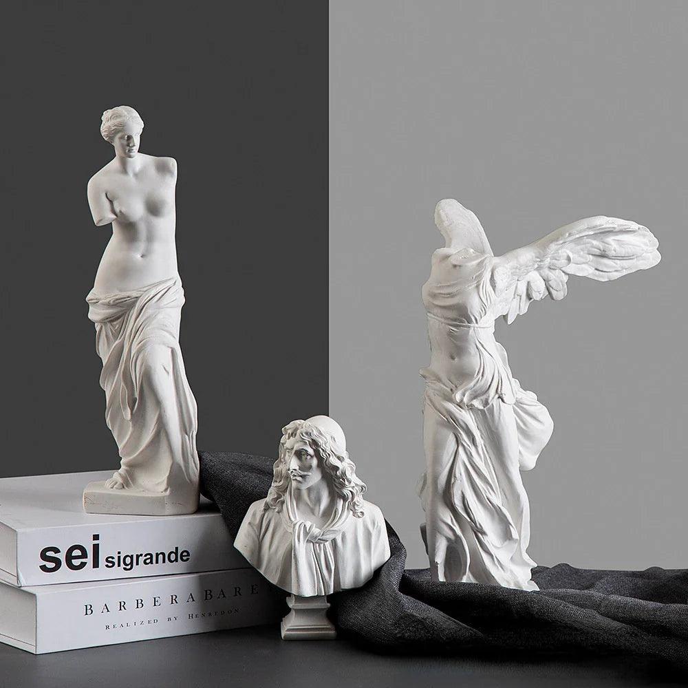 Skanto | WingGlide - Artistic Flowing Ornament