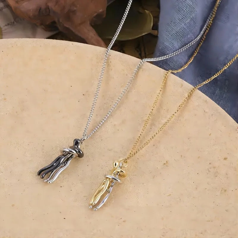 Skanto | Fashion Hugging Pendant Necklace