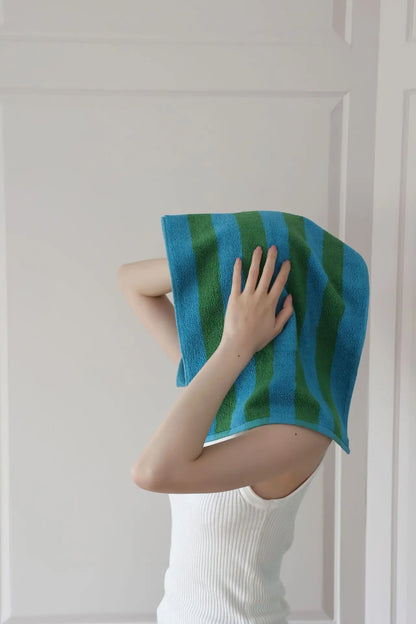 RetroStripe Luxe Cotton Towel – Striped Cotton Towel in Hotel Quality | Bowlift