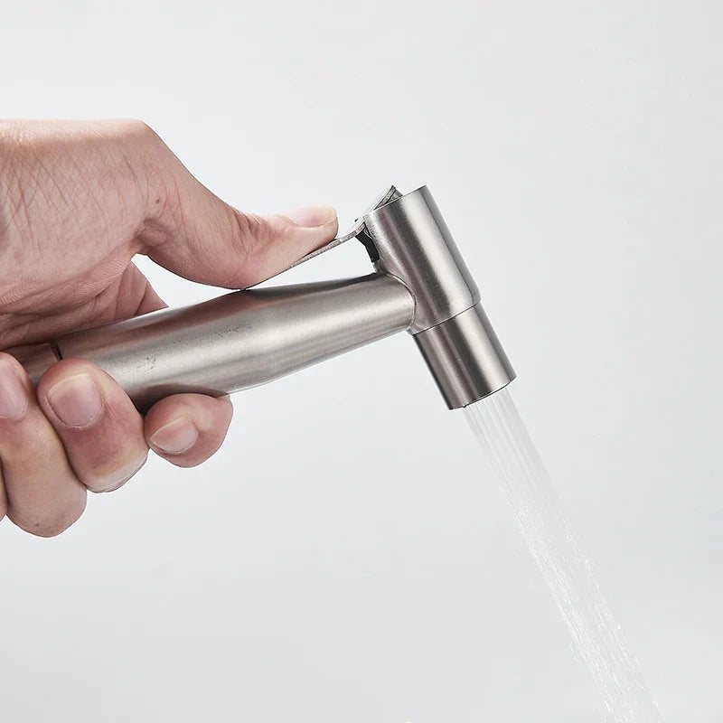 Skanto | Wall Faucet for Room and Elegance