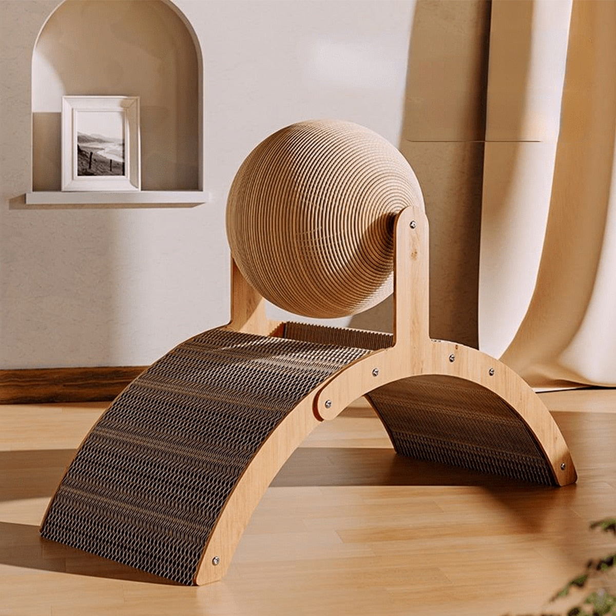 BowLift | Wooden Cat Fun Play Scratcher Board