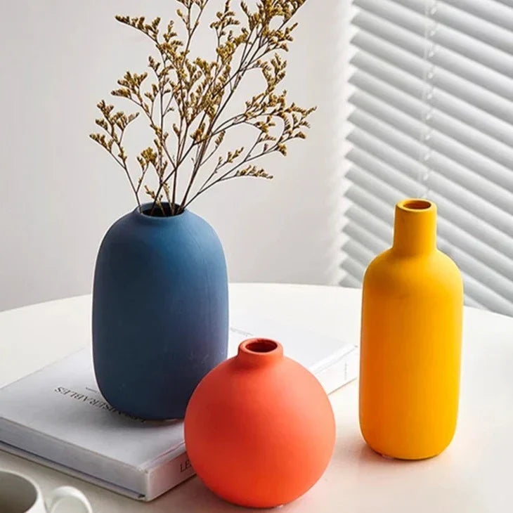 Nordic Ceramic Vase Bowlift