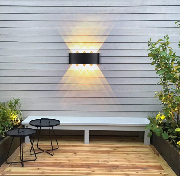 Skanto | Modern Indoor Outdoor Wall Light – Minimalist LED Fixture