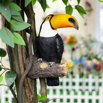 BowLift | Beautiful Tukan Garden Decoration