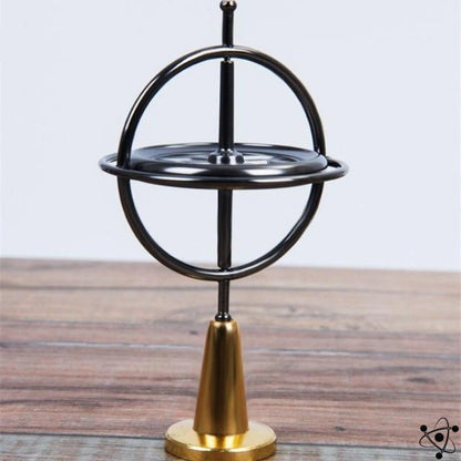 Skanto | Scientific Metal Gyroscope