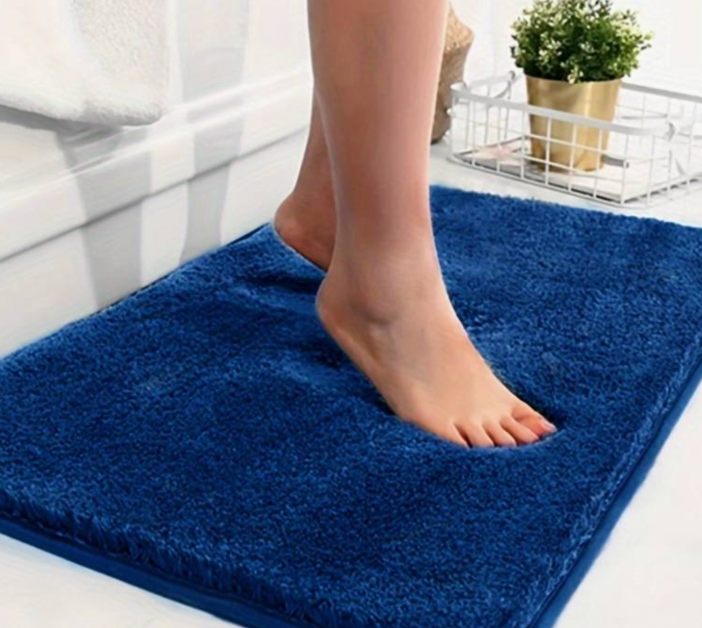Thick Microfiber Bath Mat - Soft, Absorbent, Non-Slip - Perfect for Bathrooms and Bedrooms | Skanto