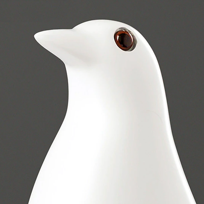 Scandi House Bird – Nordic Decorative Figure in Black or White | Karnz