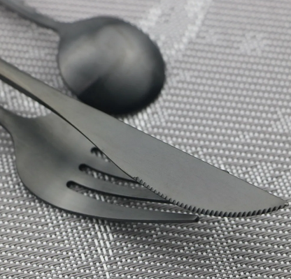 Skanto | Minimalist 36-Piece Stainless Steel Cutlery Set: Elegance and Durability