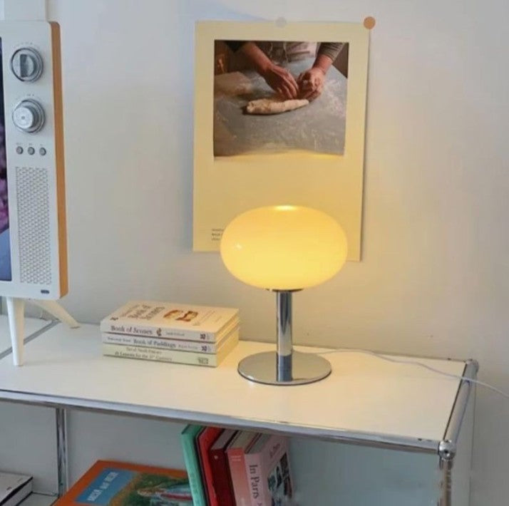 SérénitéMagique - Elegant Beige Table Lamp for Ambient Lighting Bowlift