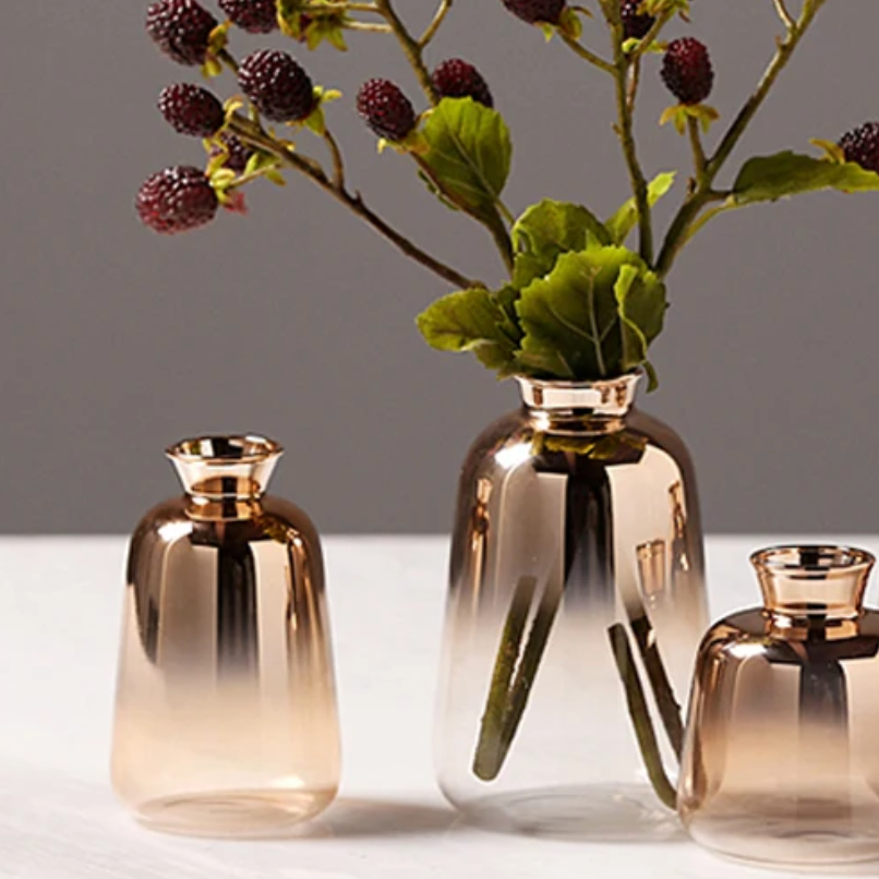 Gradient Vases Bowlift