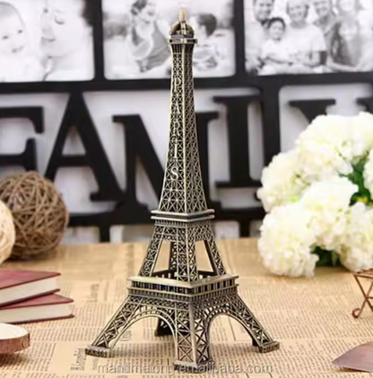 Skanto | Eiffel Tower Metal Sculpture