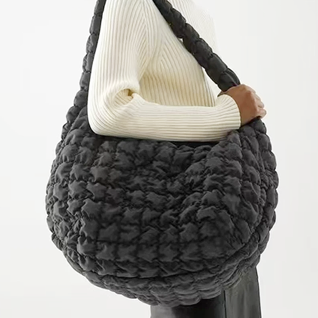 Skanto | Cross Quilt X-Large Shoulder Bag