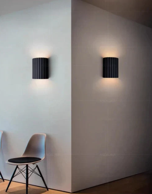 BowLift | Contemporary wall lamp made of resin